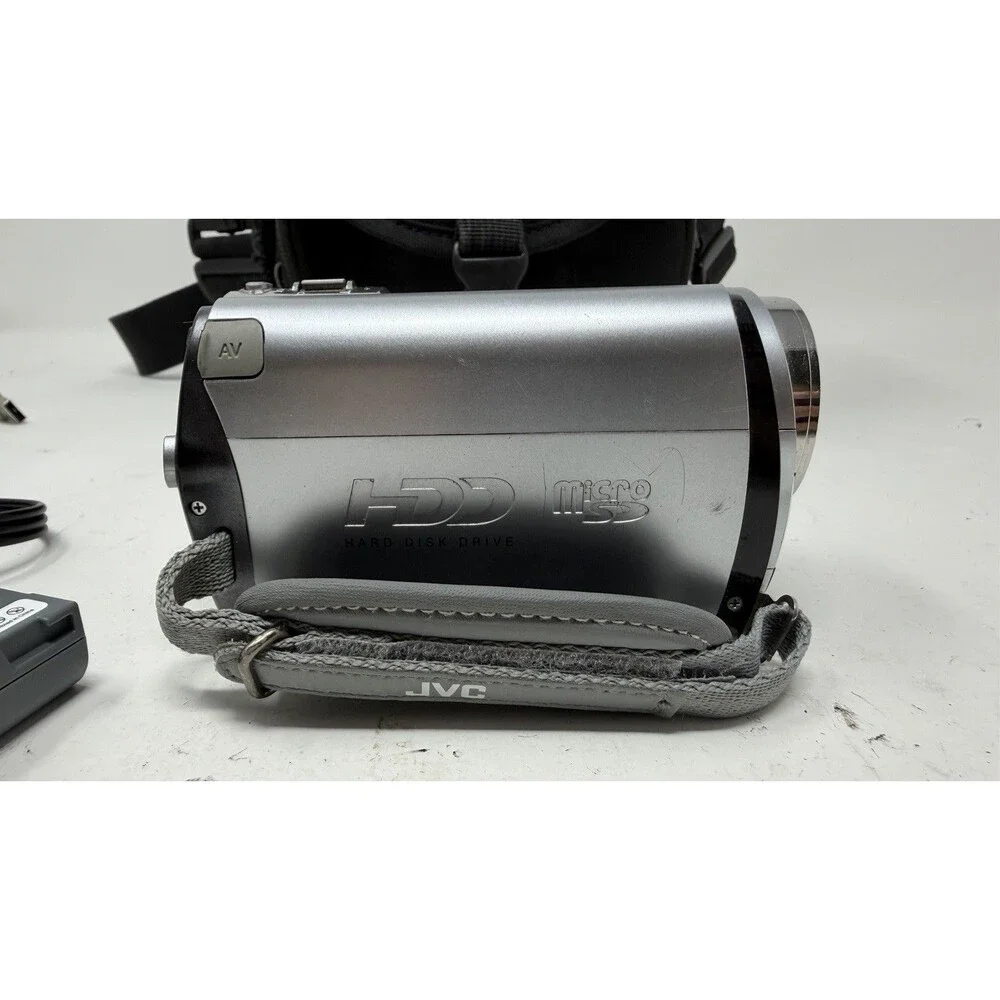 JVC Everio GZ-MG330HU Video Hard Disk Camcorder - Tested and Working